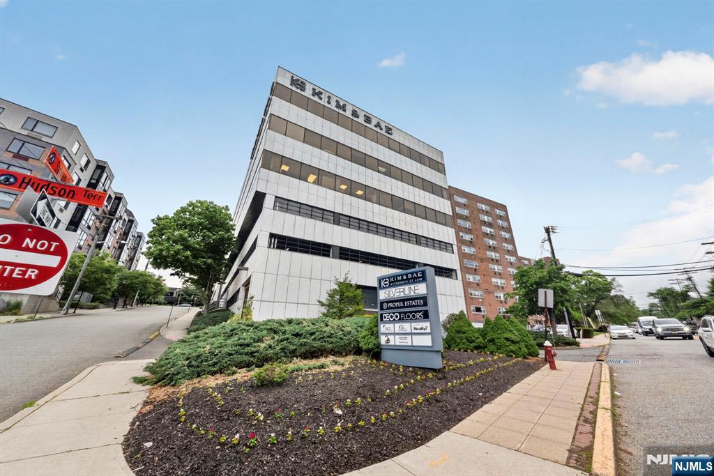 2160 Central Road 308