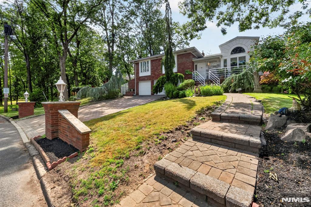 1230 Duncan Road