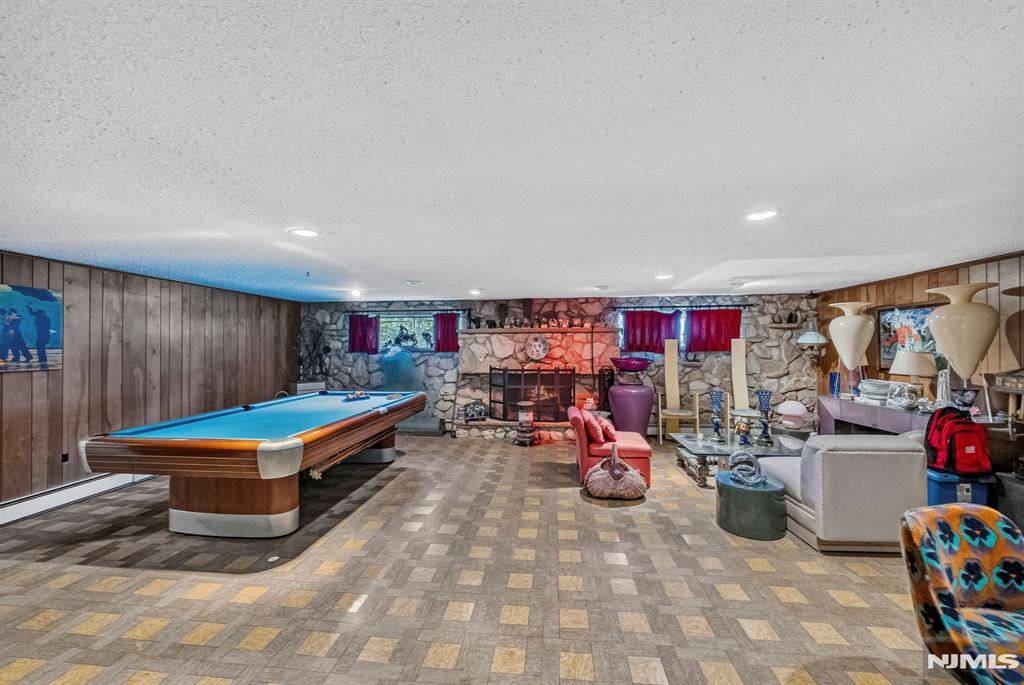1230 Duncan Road