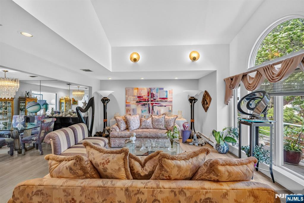 1230 Duncan Road