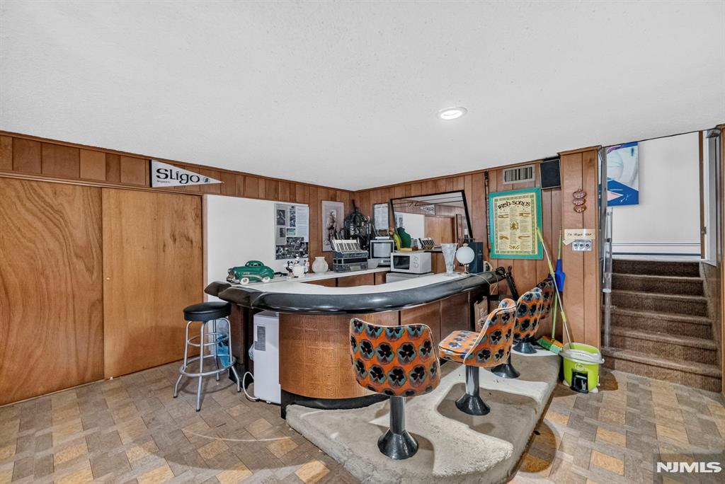 1230 Duncan Road