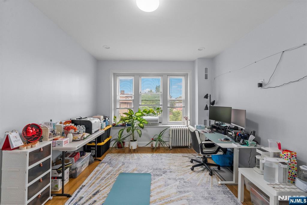 7508 Park Avenue 204
