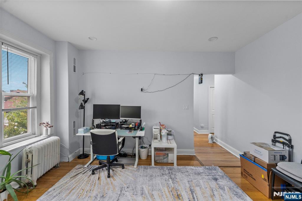7508 Park Avenue 204