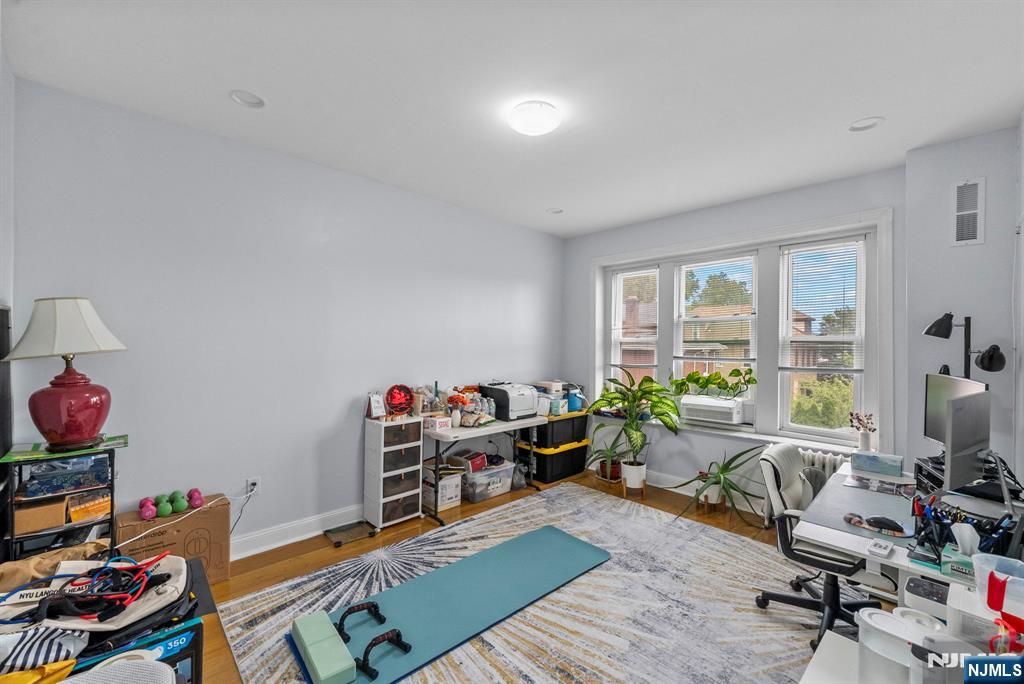 7508 Park Avenue 204