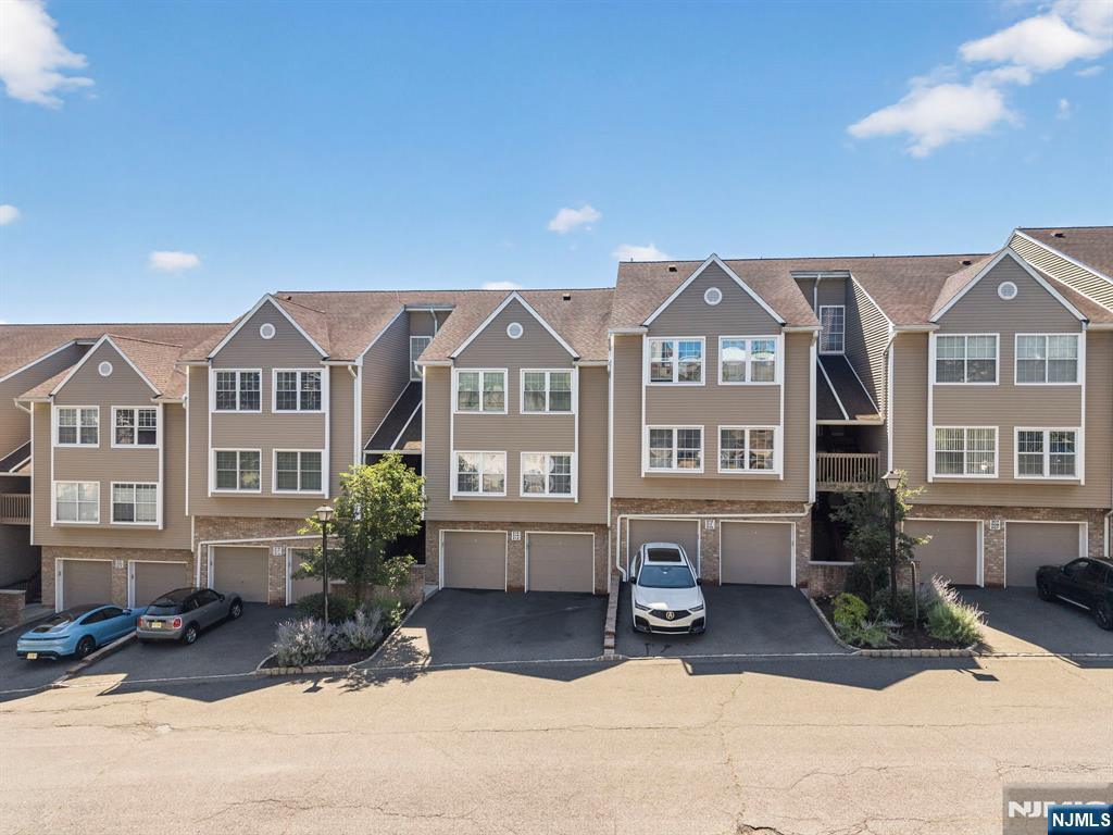 513 Windsor Drive