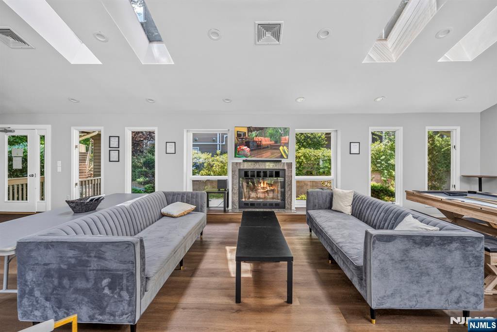 513 Windsor Drive