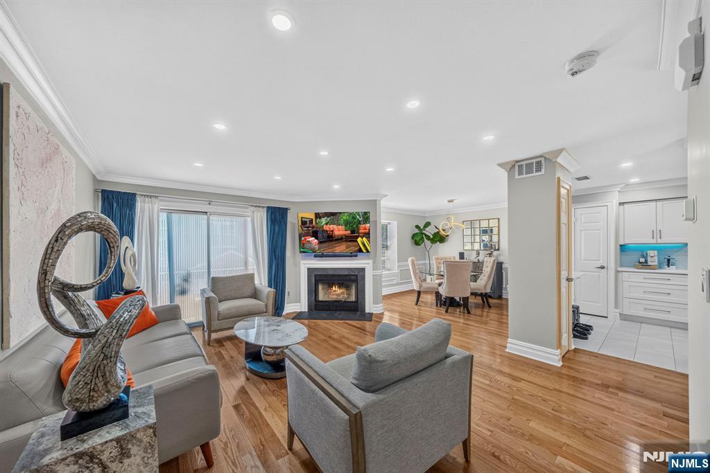 513 Windsor Drive