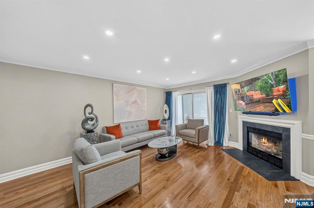 513 Windsor Drive