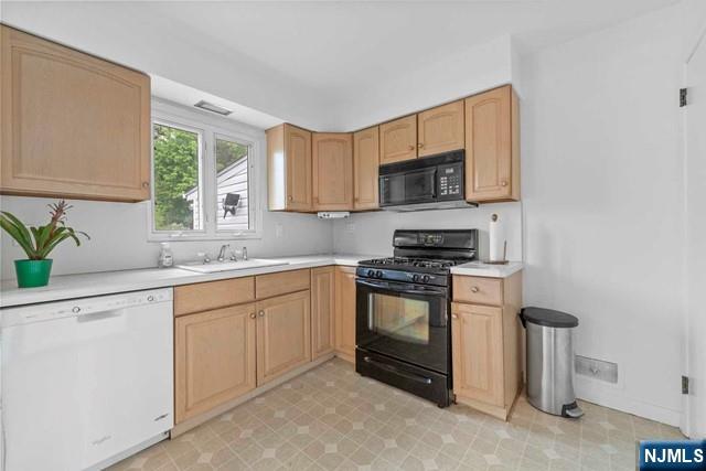 46 Daka Court
