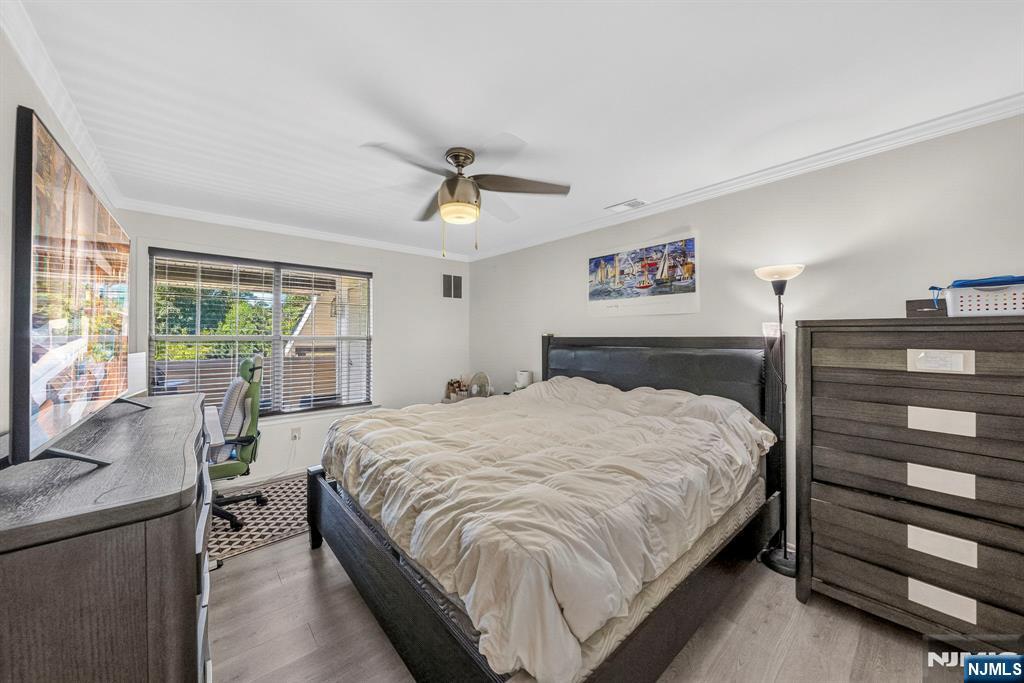 121 Country Club Drive 10
