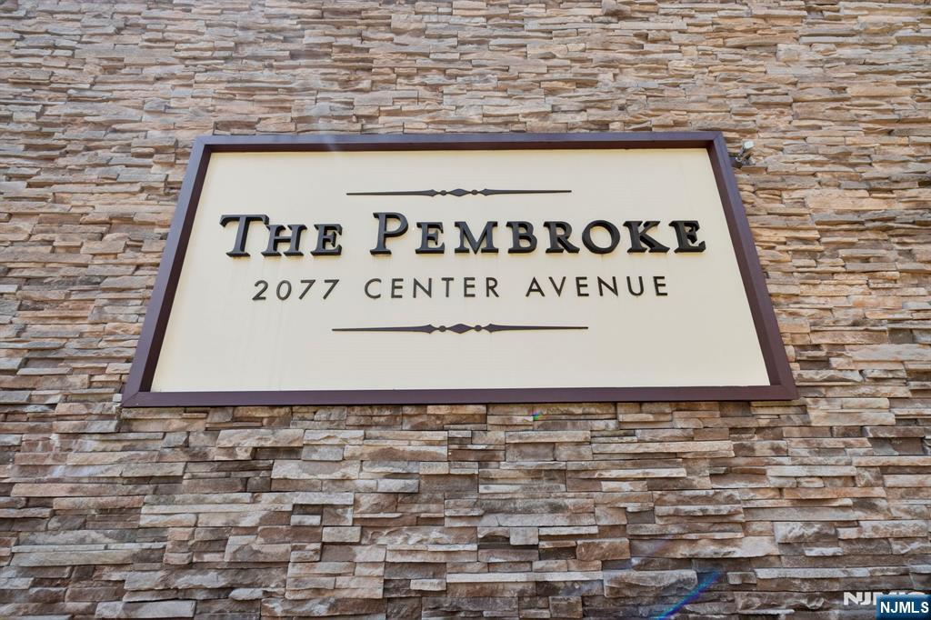 2077 Center Avenue PHB