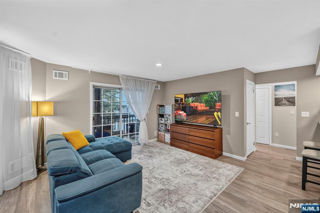 1486 Westgate Drive