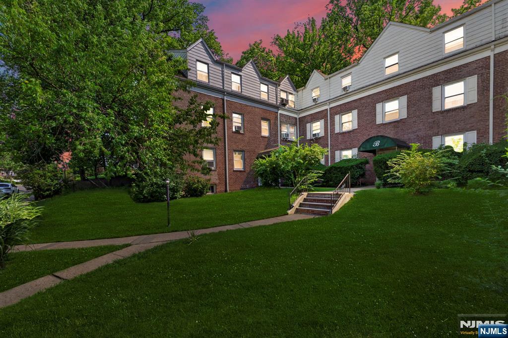 140 Englewood Avenue 5B