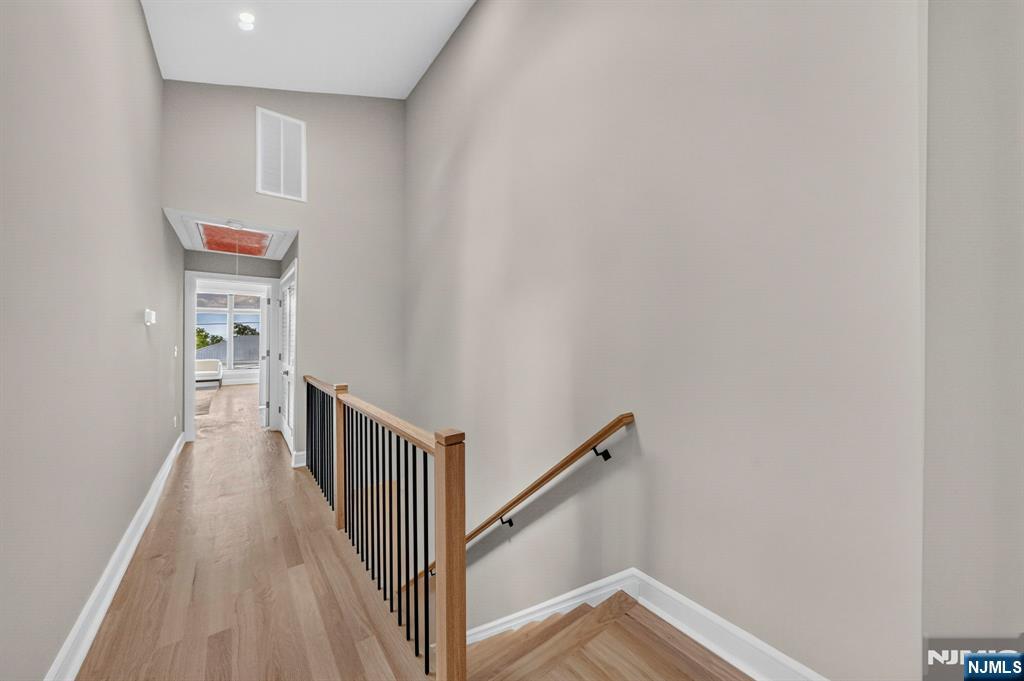 156 Morningside Lane B