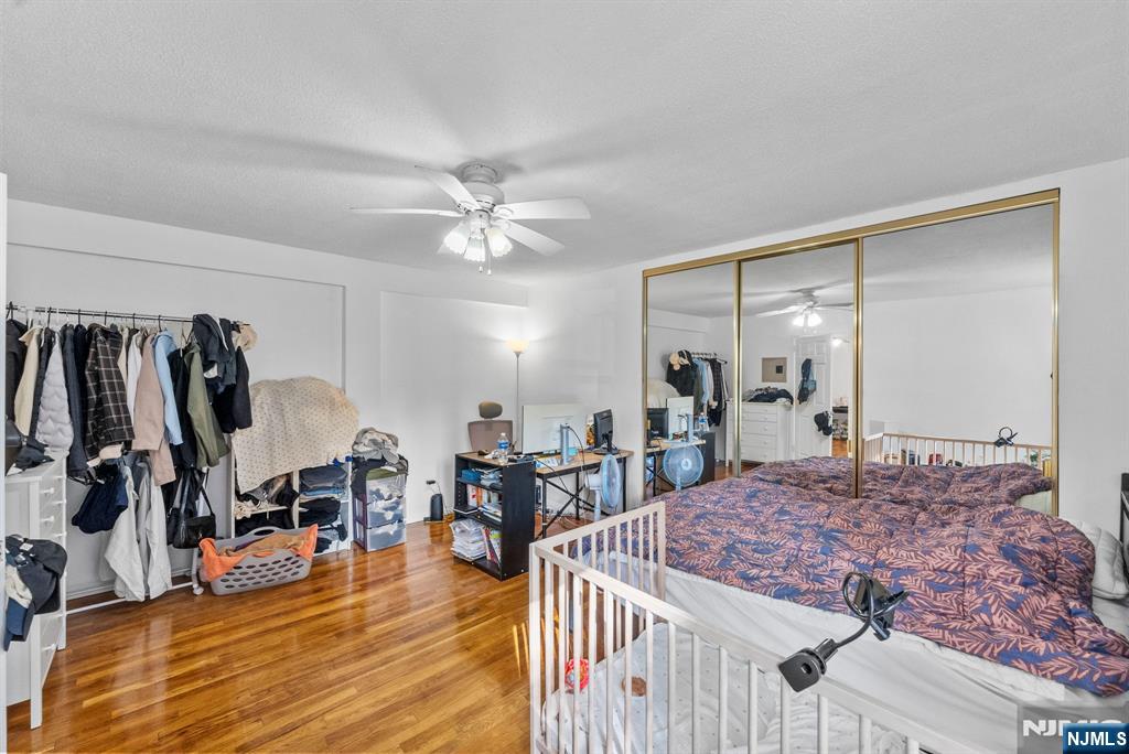1575 Center Avenue 1F