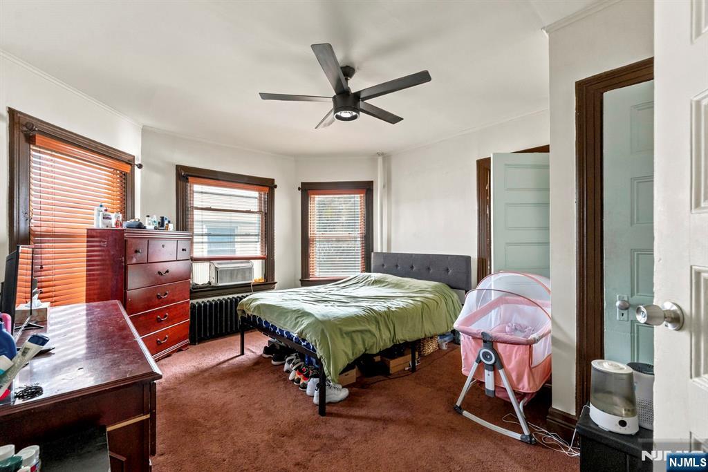 44 Vanderbeck Place