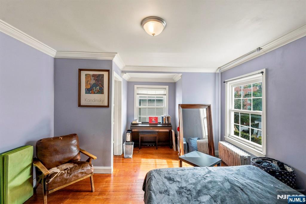 44 Vanderbeck Place