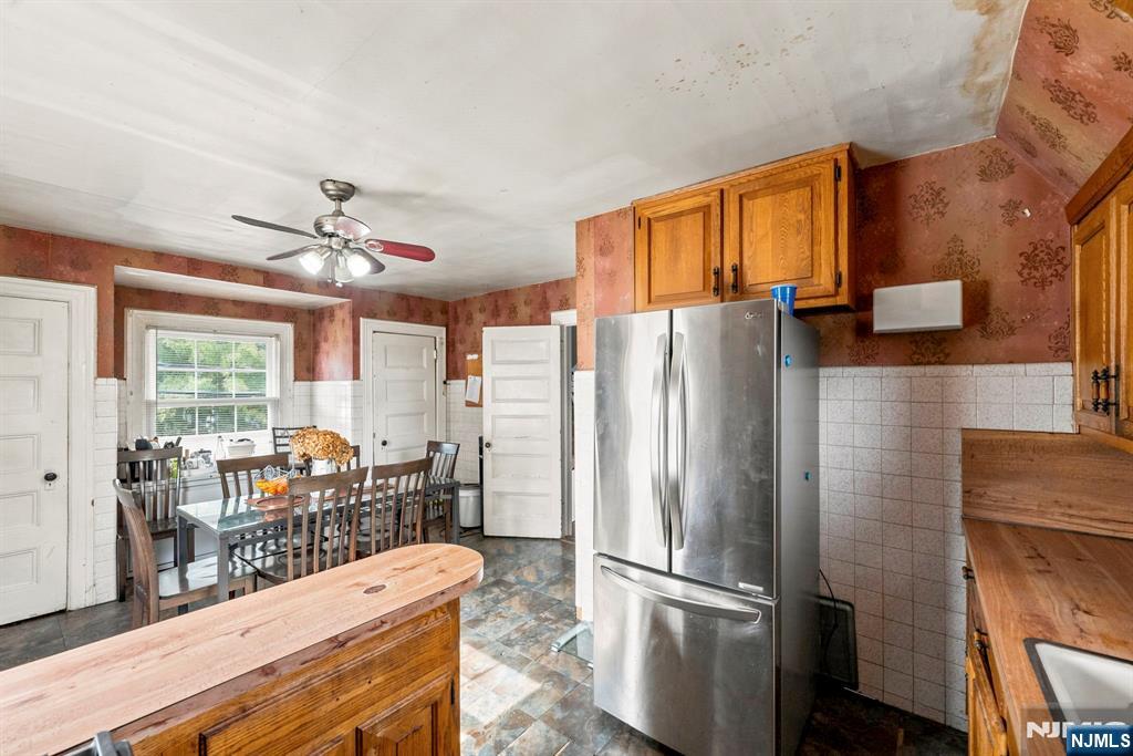 44 Vanderbeck Place