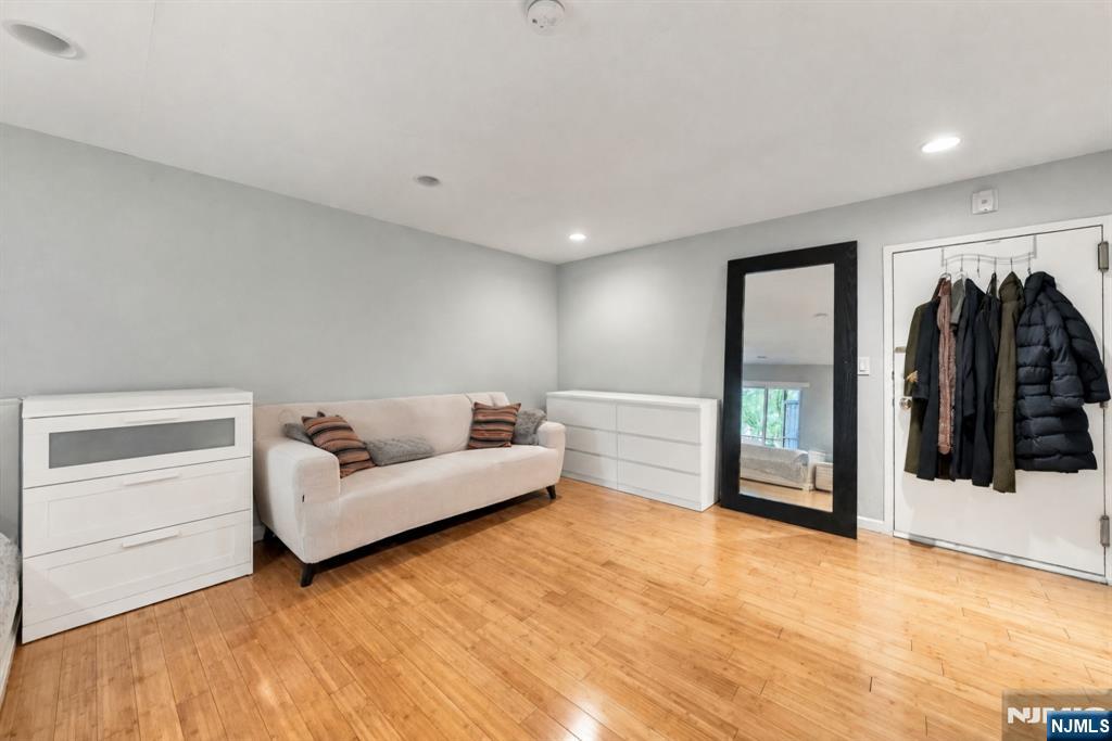 1111 River Road G16