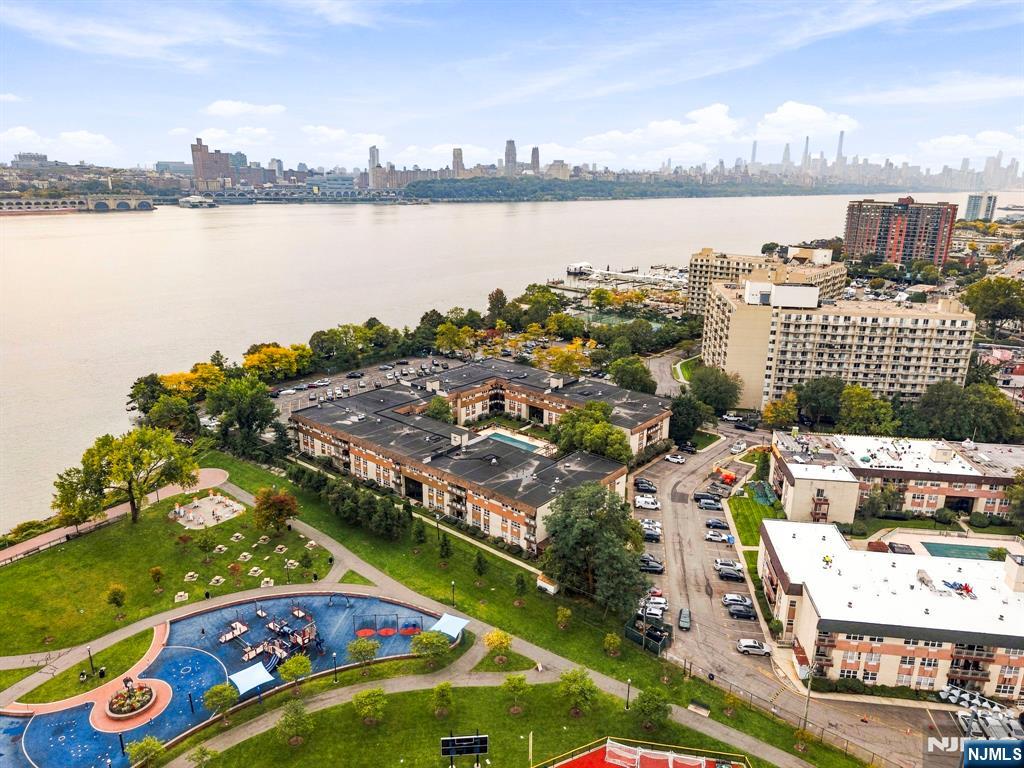 1111 River Road G16
