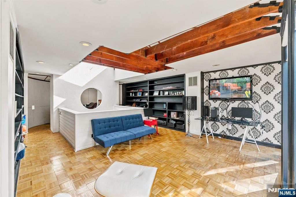 387 Spring Valley Road
