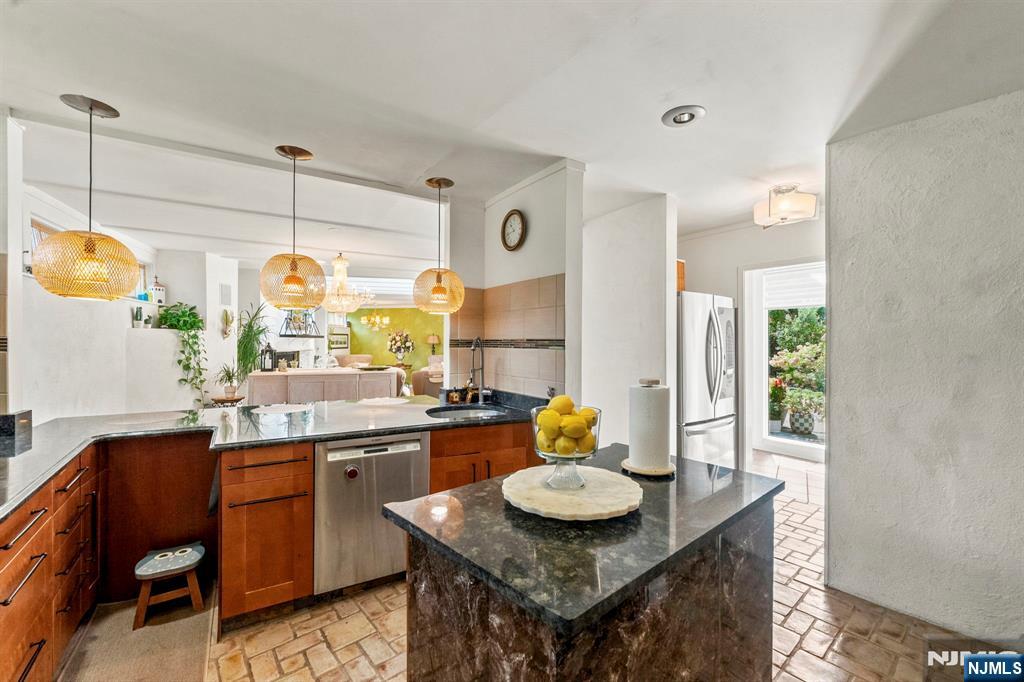 387 Spring Valley Road