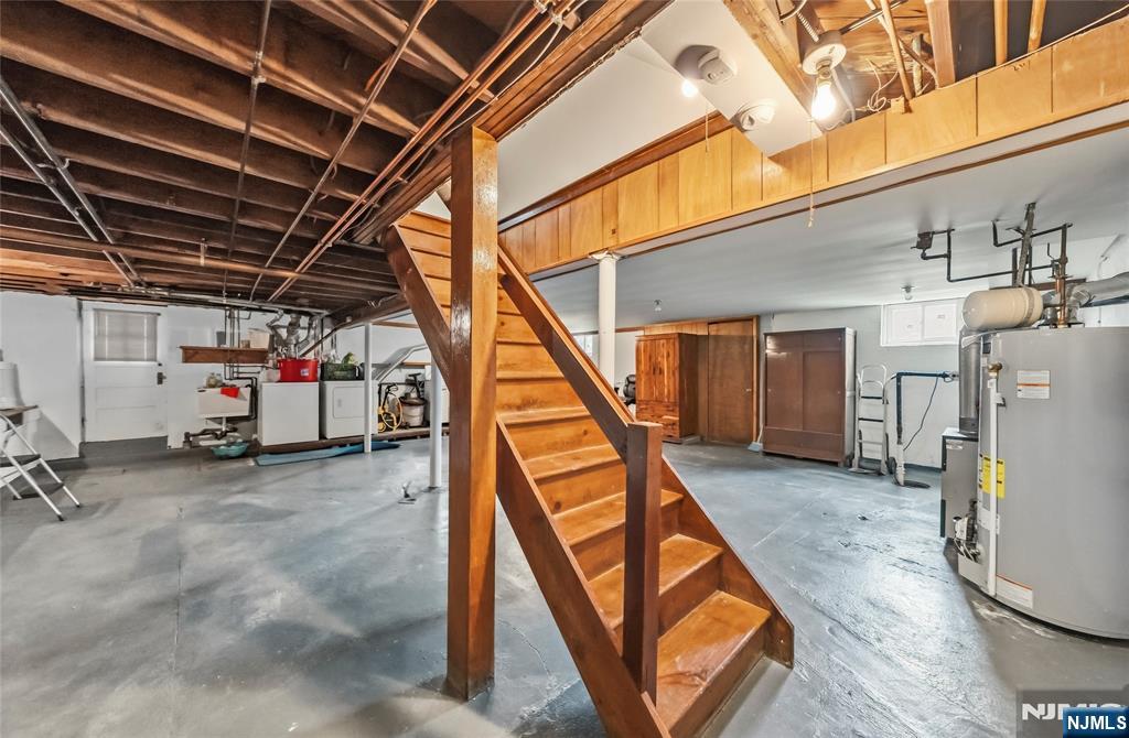 1028 Harvard Place