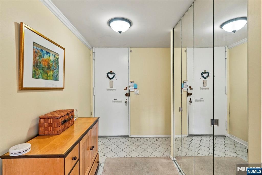 200 Winston Drive L14