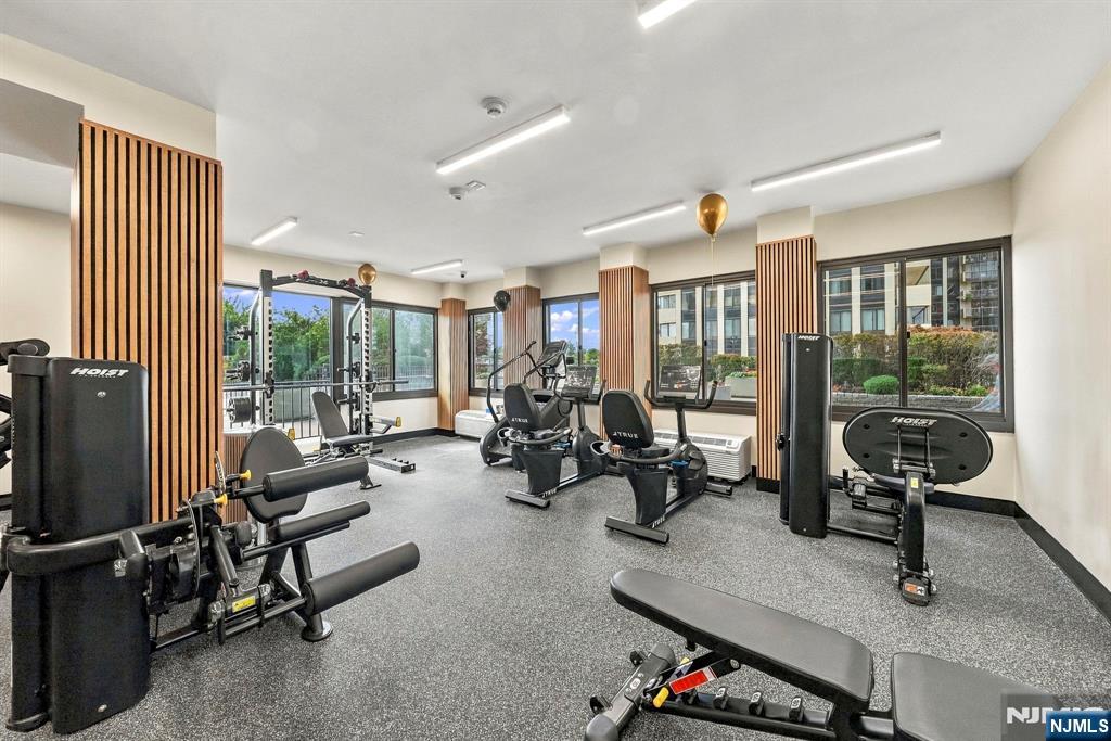 200 Winston Drive L14