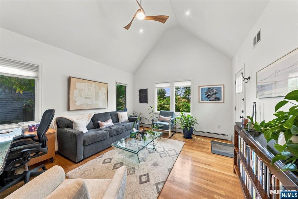 533 Ridgeland Terrace