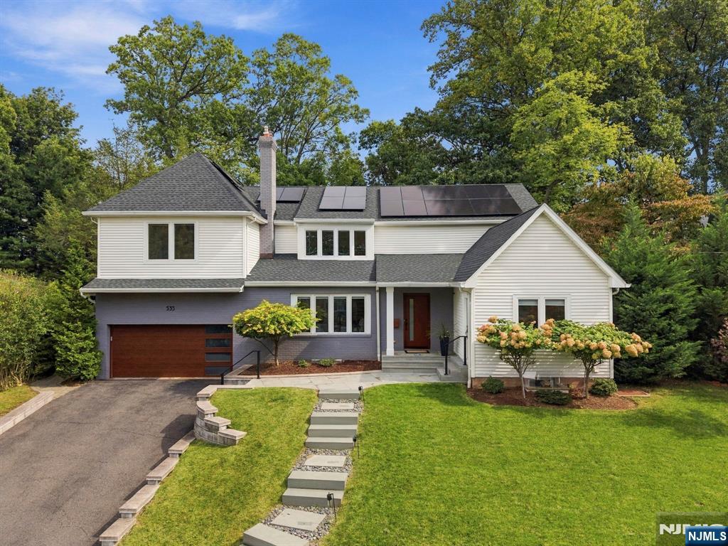 533 Ridgeland Terrace