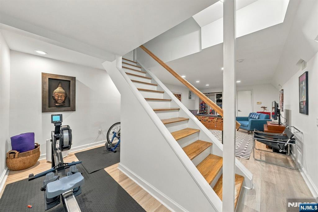 533 Ridgeland Terrace