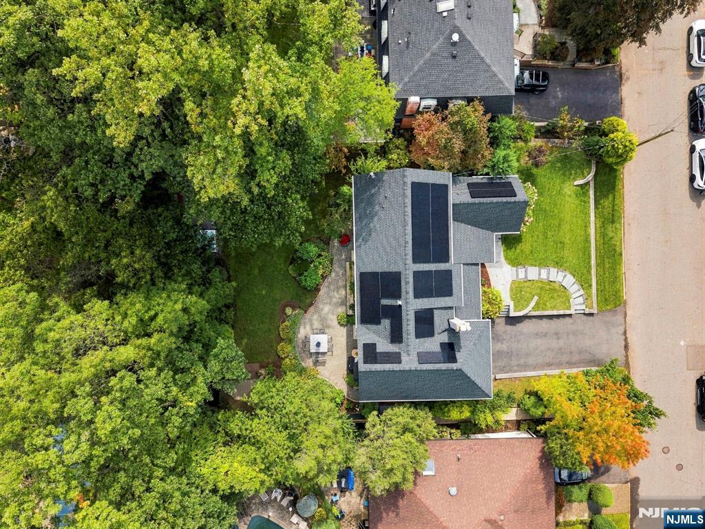 533 Ridgeland Terrace