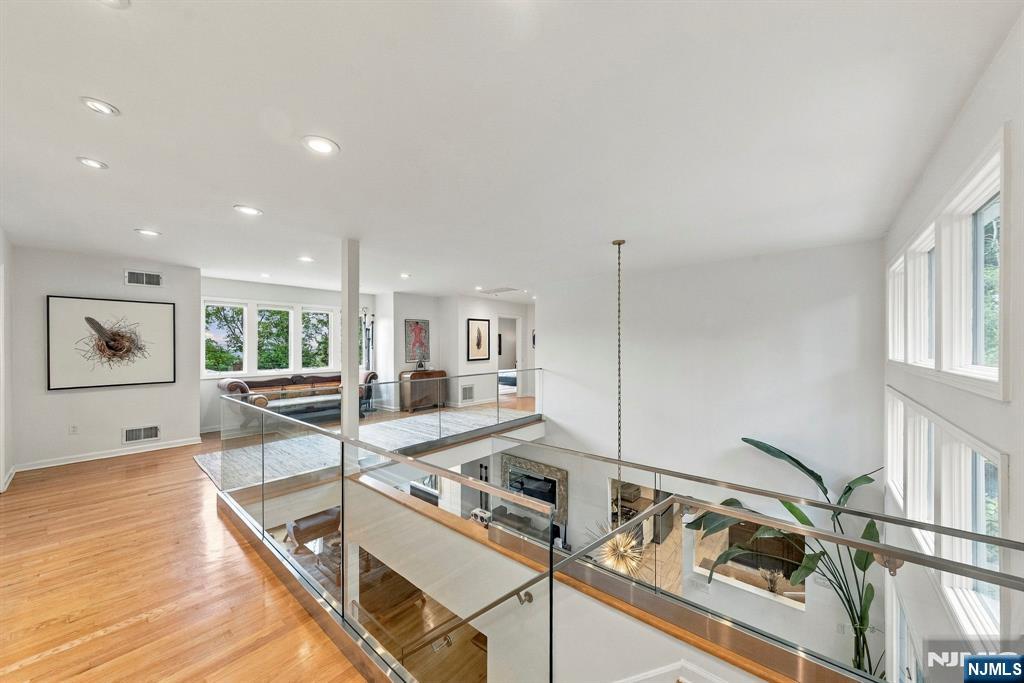 533 Ridgeland Terrace