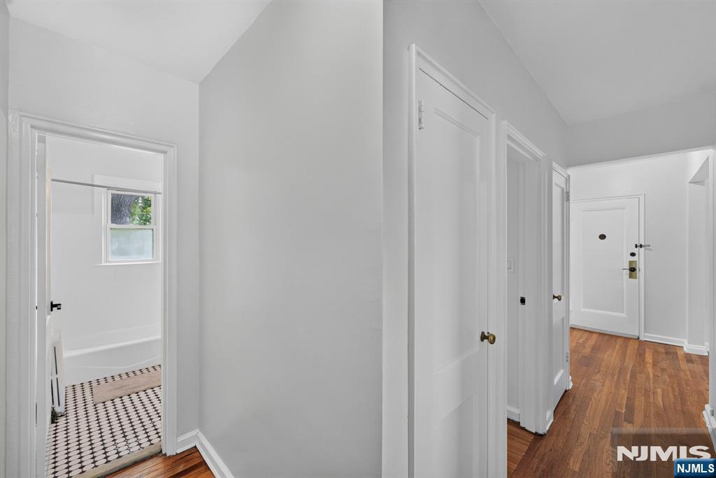 140 W Englewood Avenue #5B