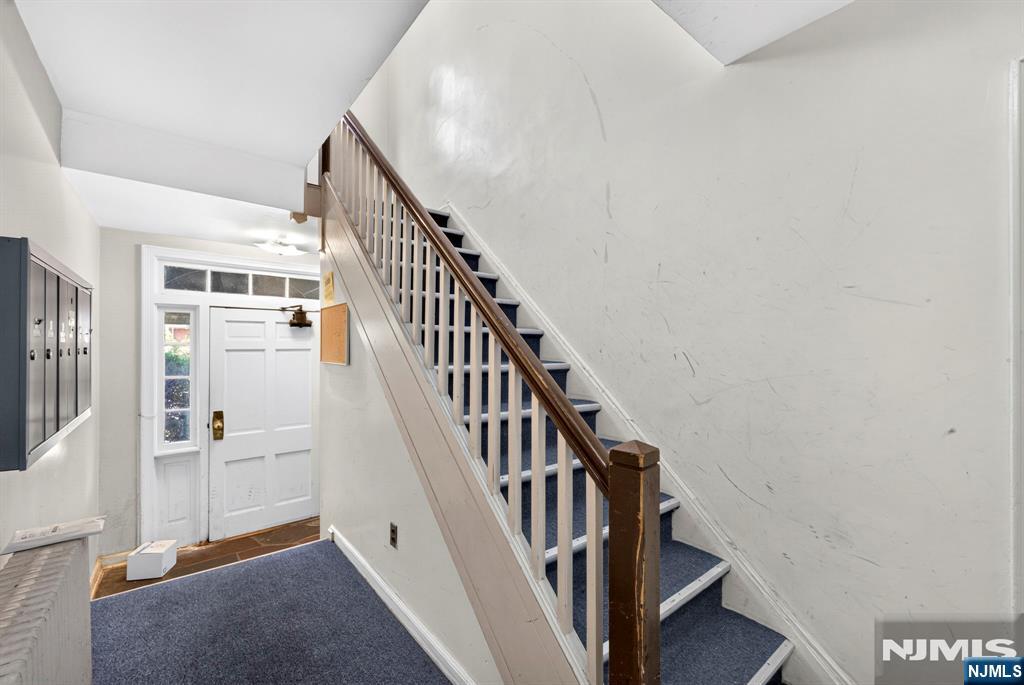 140 W Englewood Avenue #5B
