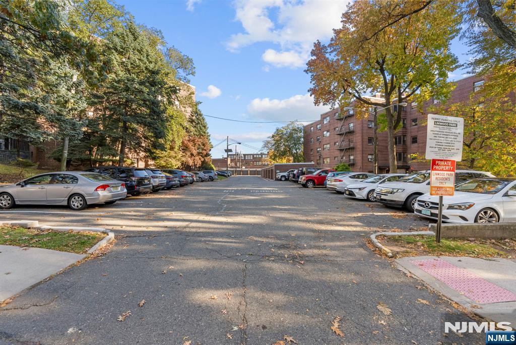 3031 Edwin Avenue 1C