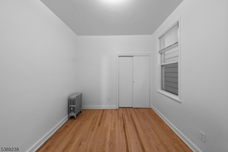 42 Lawrence St 2