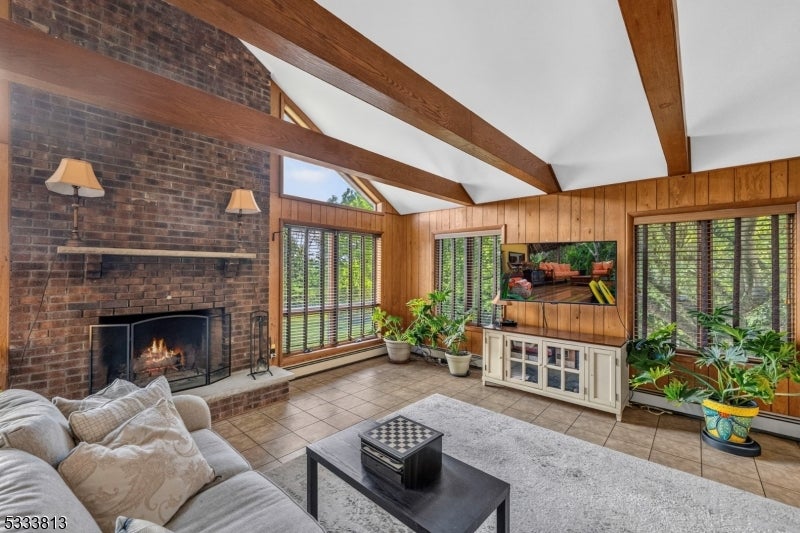 87 Union Brick Rd