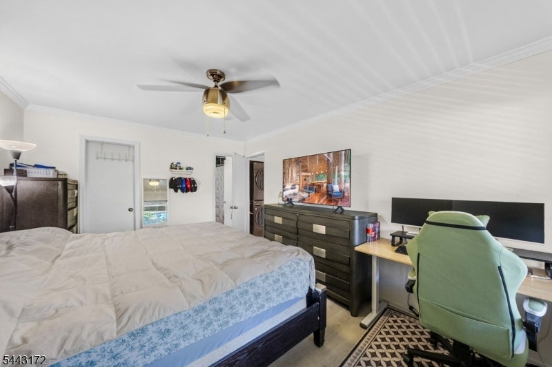 121 Country Club-10 10