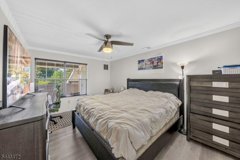 121 Country Club-10 10