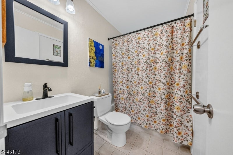 121 Country Club-10 10