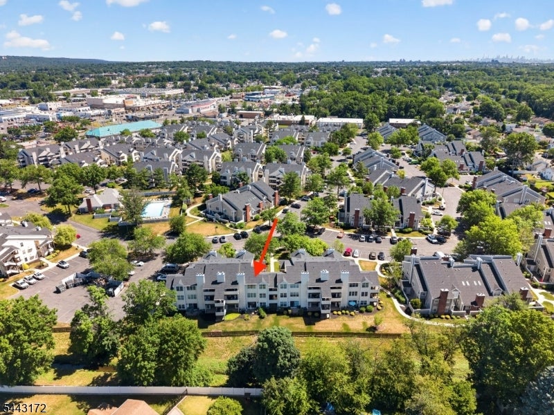 121 Country Club-10 10