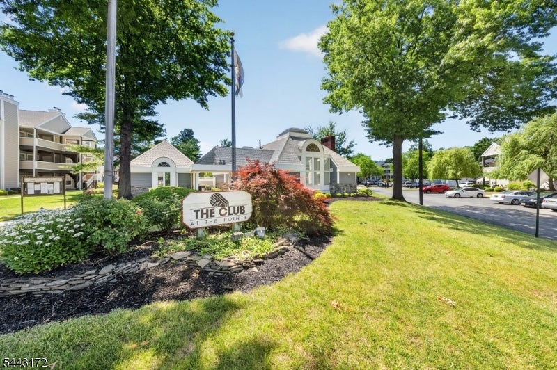 121 Country Club-10 10