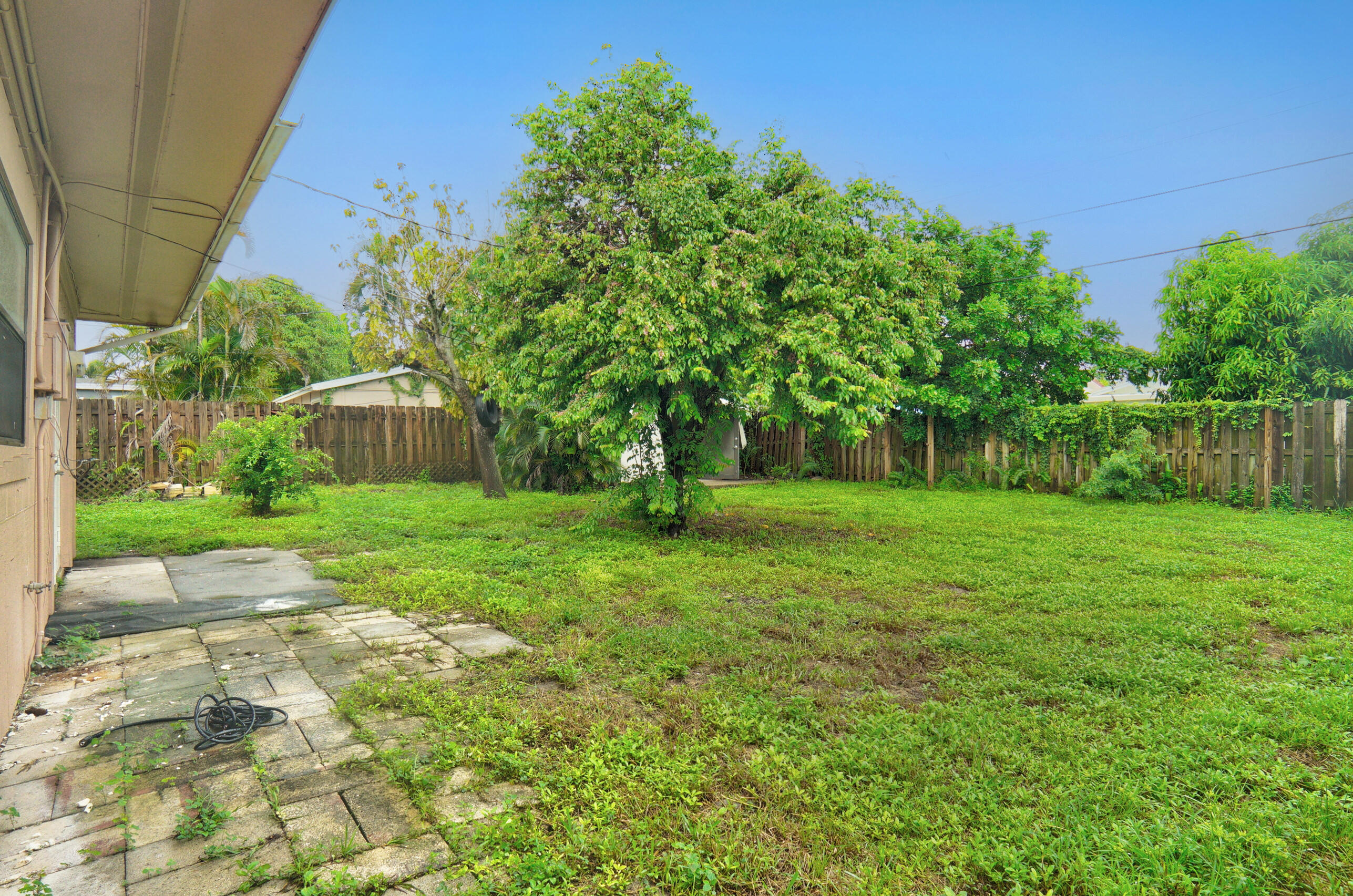 233 SW 7th Avenue