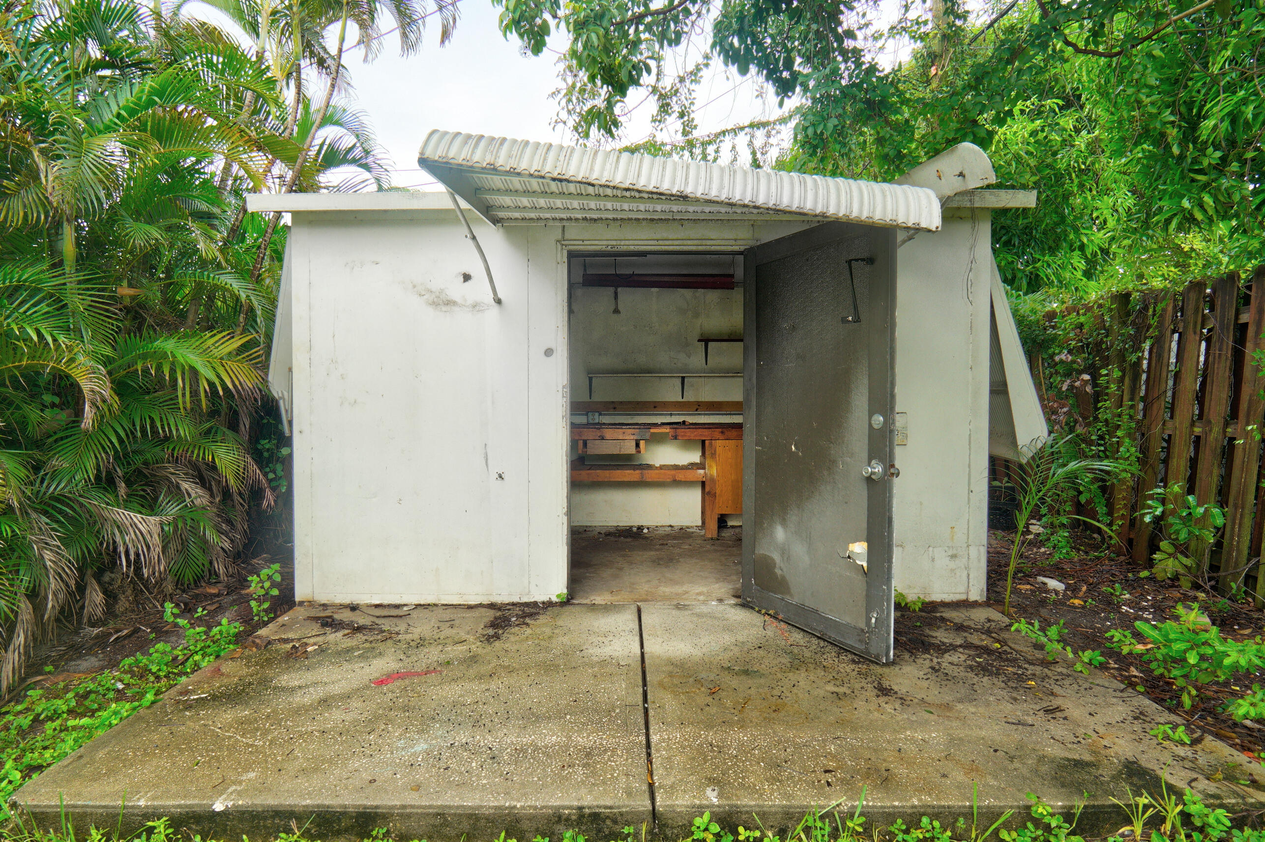 233 SW 7th Avenue