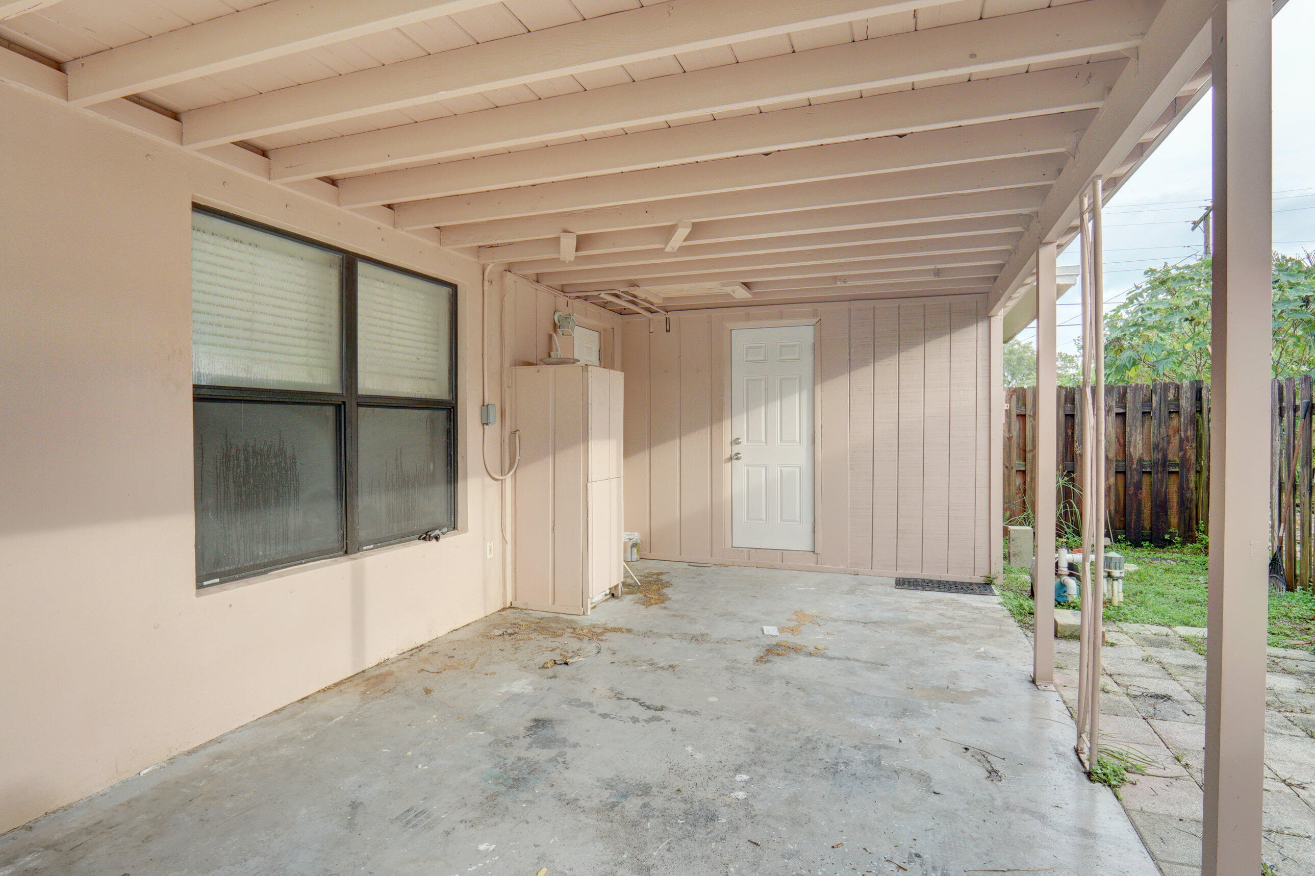 233 SW 7th Avenue