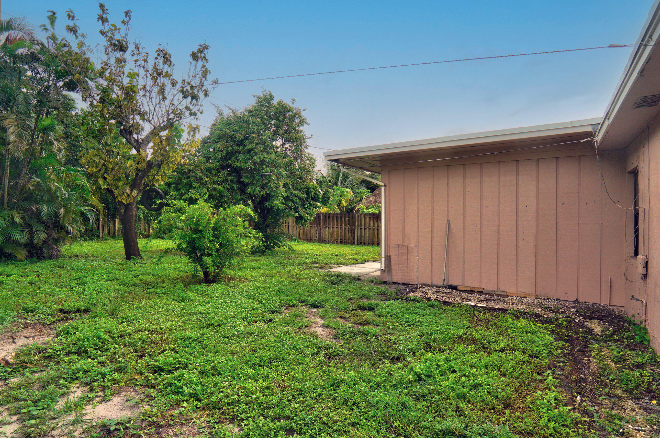 233 SW 7th Avenue