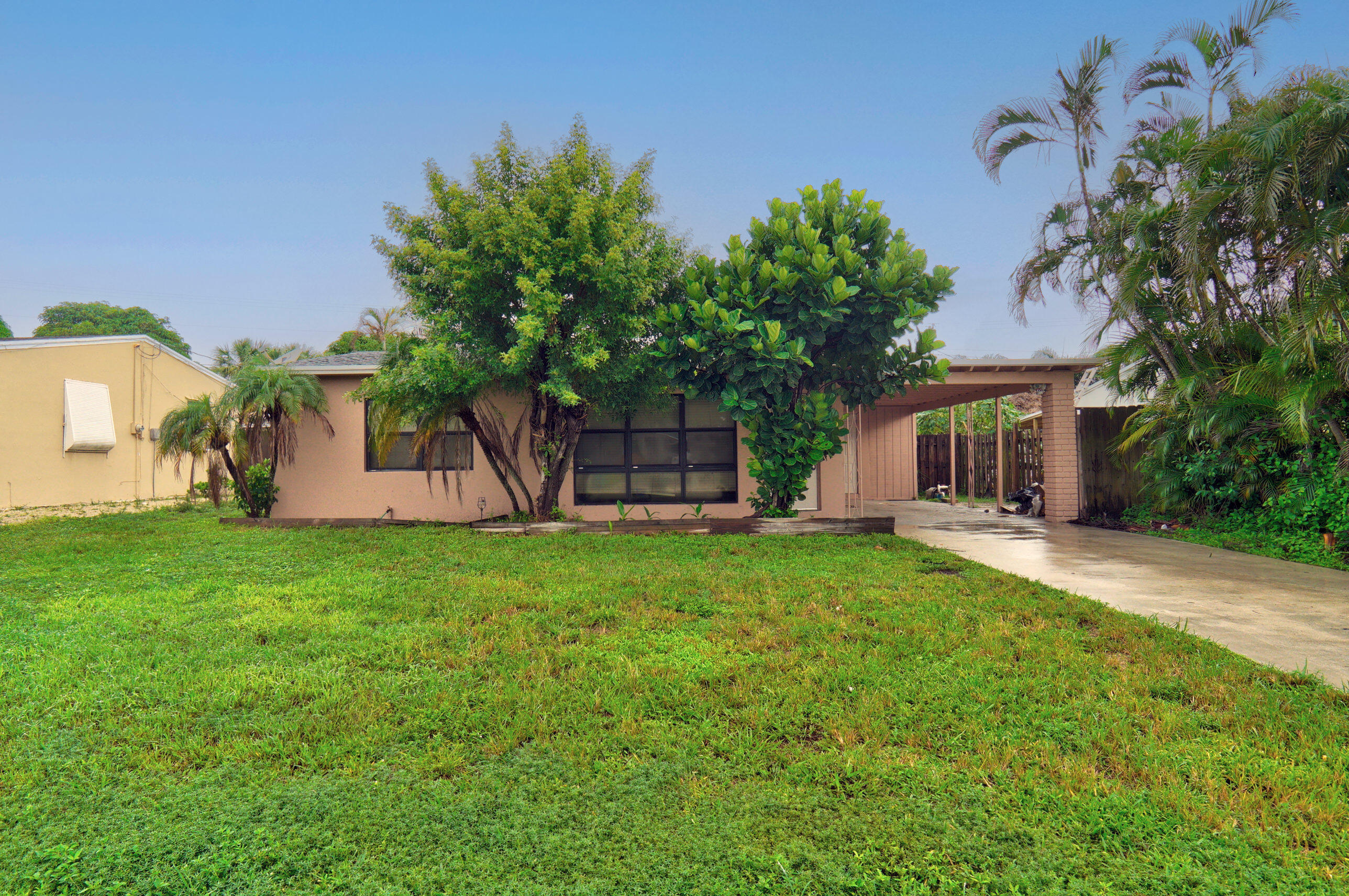 233 SW 7th Avenue