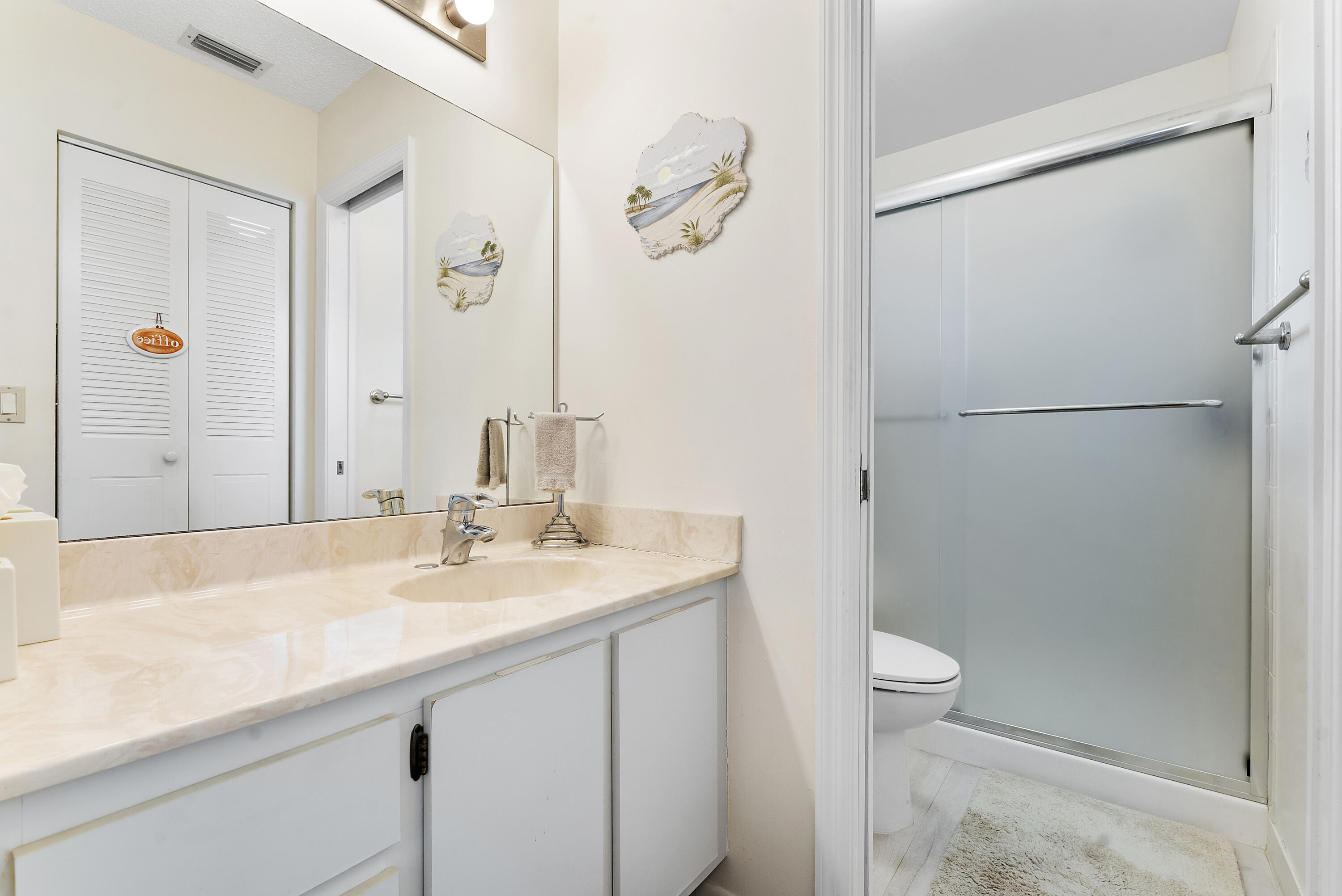 4900 Lucerne Lakes Boulevard W 206